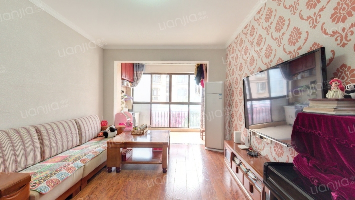 联泰棕榈庄园二手房实景图