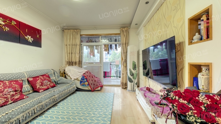 亿达华庭二手房实景图