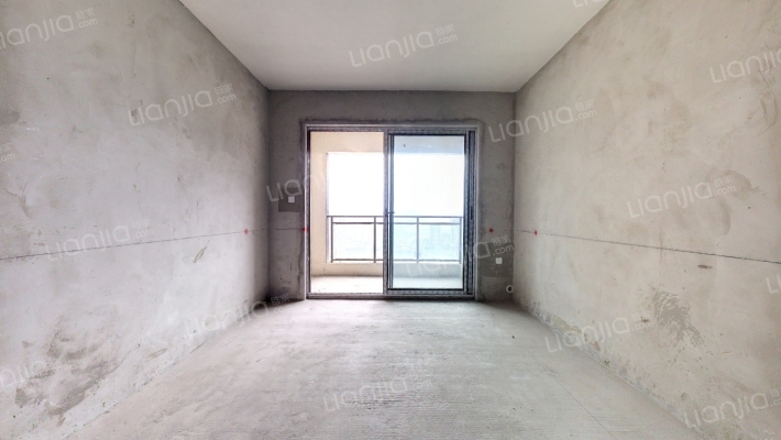 绿地万萃城C组团二手房实景图