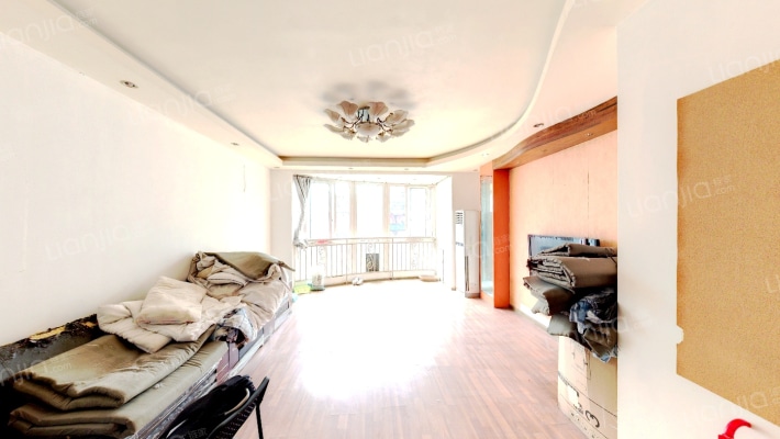 雪屿佳苑二手房实景图