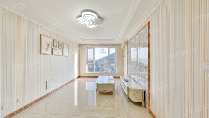 亿达天琴山二手房实景图