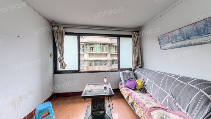 四喜巷工人村院落二手房实景图