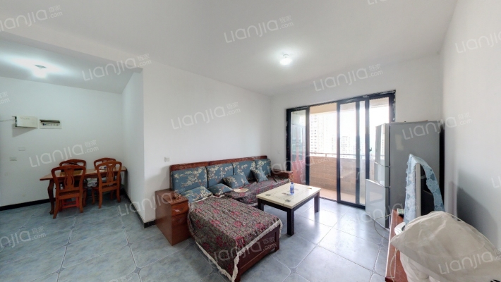 鸿恩新天地南区二手房实景图