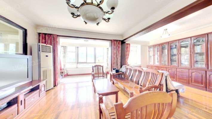 锦华花园二手房实景图