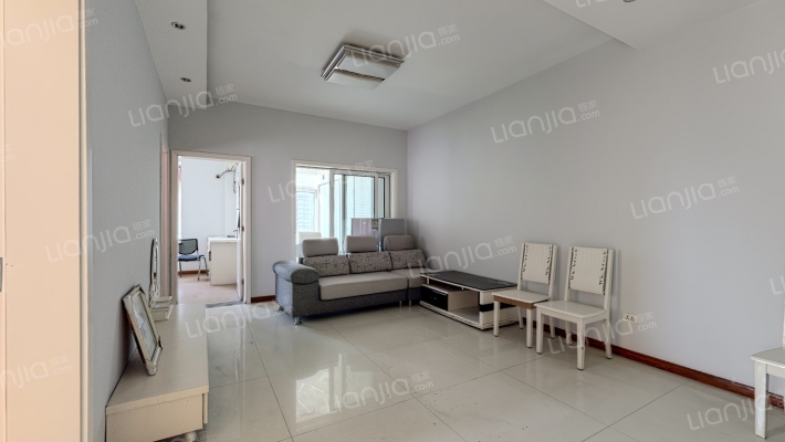 瑞地自由度二手房实景图