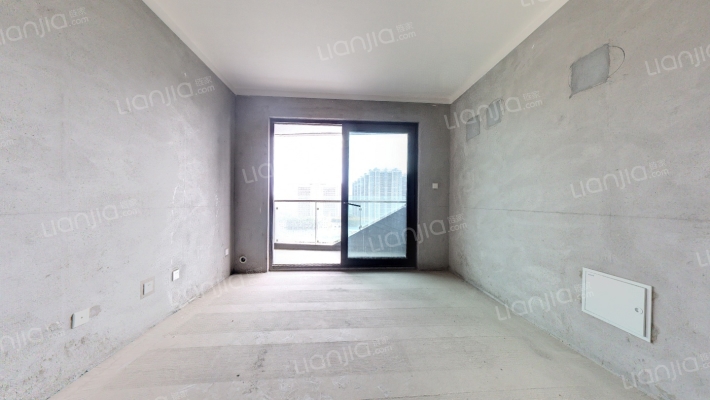 瀚海思念城东院二手房实景图