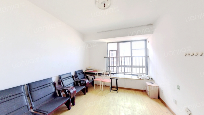 中振和润华府二手房实景图