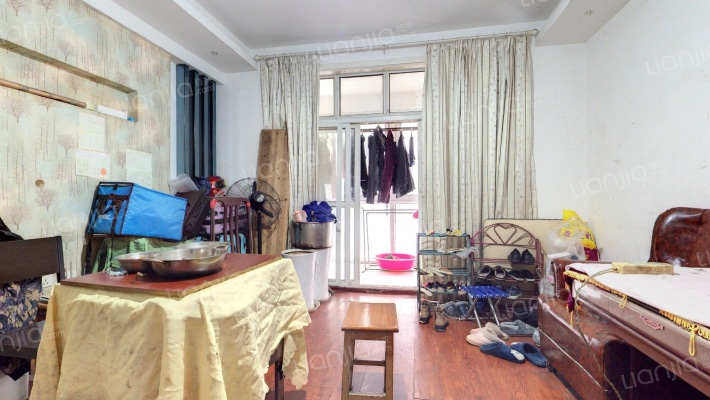 江大園二手房实景图