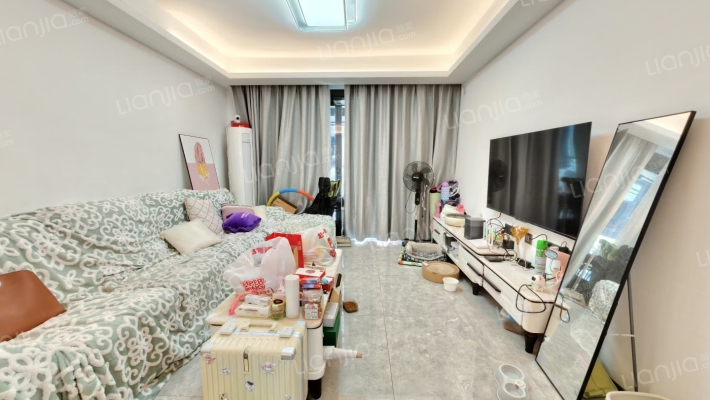 万科湖山观云庭二手房实景图