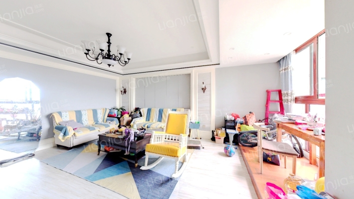 新桥商贸大厦二手房实景图