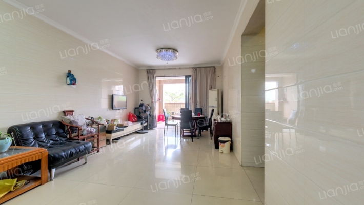 阳光美加三期二手房实景图