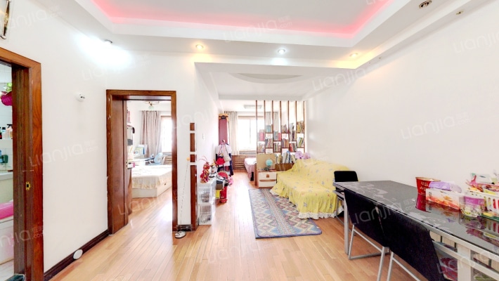 武功山路二手房实景图