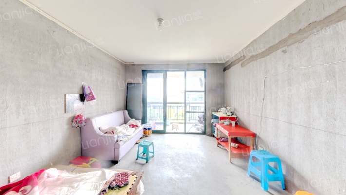 桐溪景苑三区二手房实景图