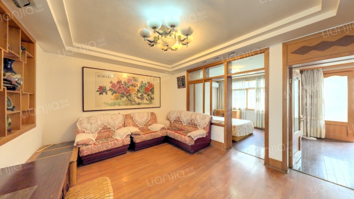 莱阳一中家属楼二手房实景图