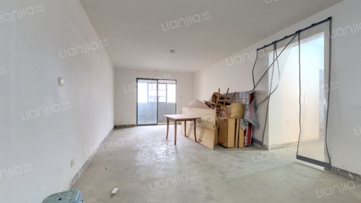 西湾花园二手房实景图