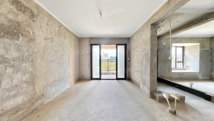 中南·樾府二手房实景图