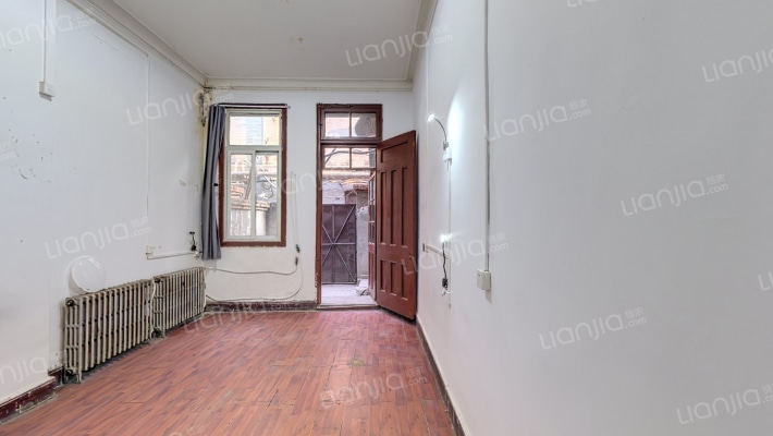 隆泰里二手房实景图