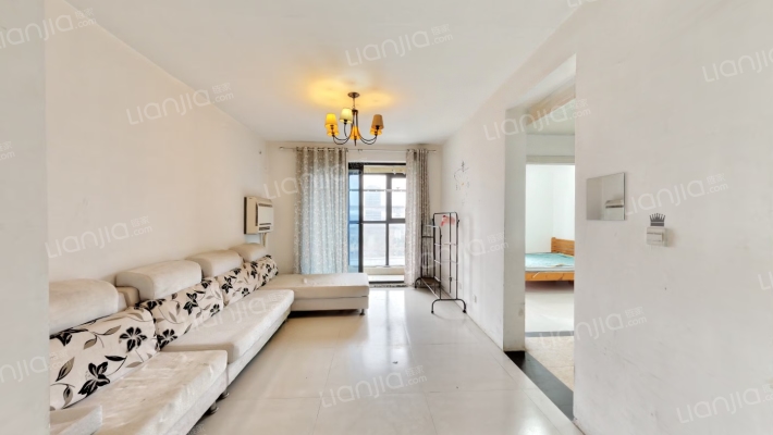 国龙绿城怡园一期二手房实景图