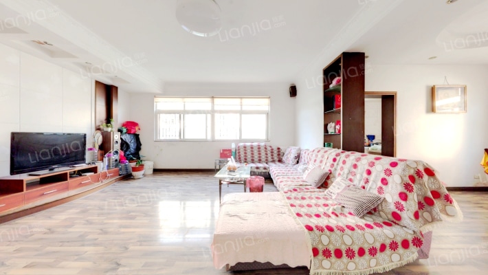 金荷花园二手房实景图