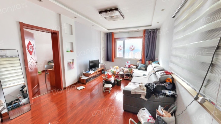 逸景公寓二手房实景图