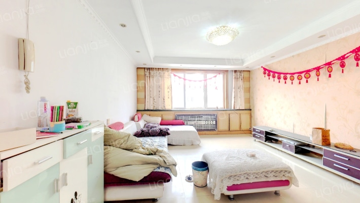 新秀花园二手房实景图