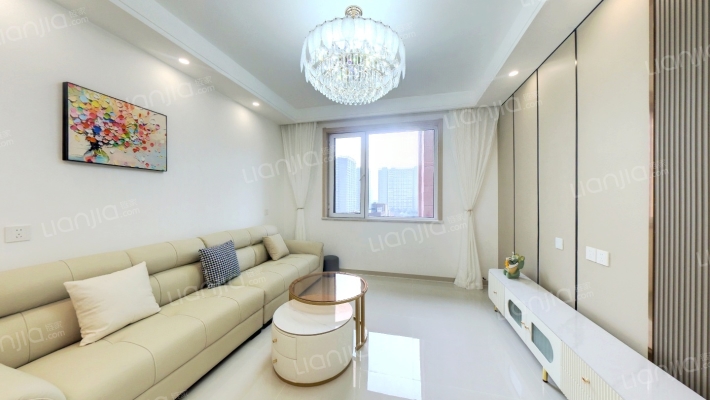 中医院正规一居室，精装修，大阳台，采光好，中间楼层-客厅