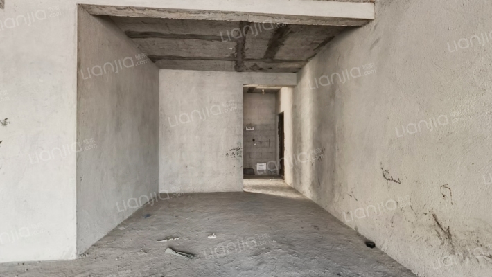 蓝天花园二手房实景图