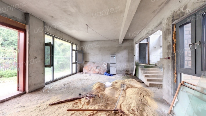 田德海泉湾二手房实景图