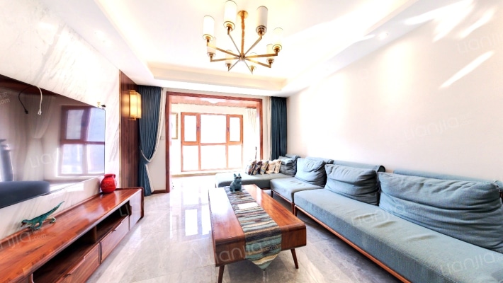 金地湖城大境天锦二手房实景图