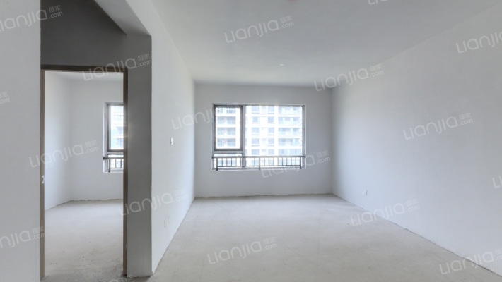 荣宁嘉园一组团二手房实景图