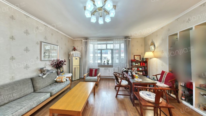 华信西区二手房实景图