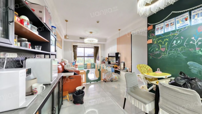 融创滨江壹号一期二手房实景图