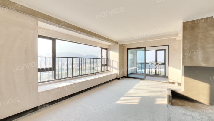 国贸建发保利悦湖二手房实景图