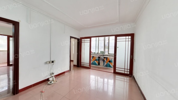 聚龙花园二手房实景图