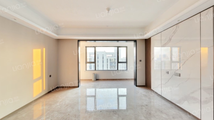 世茂璀璨珑府北区二手房实景图