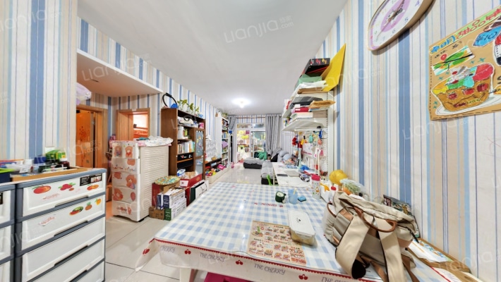 名流公馆二手房实景图