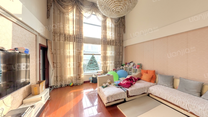 金飞达名郡二手房实景图