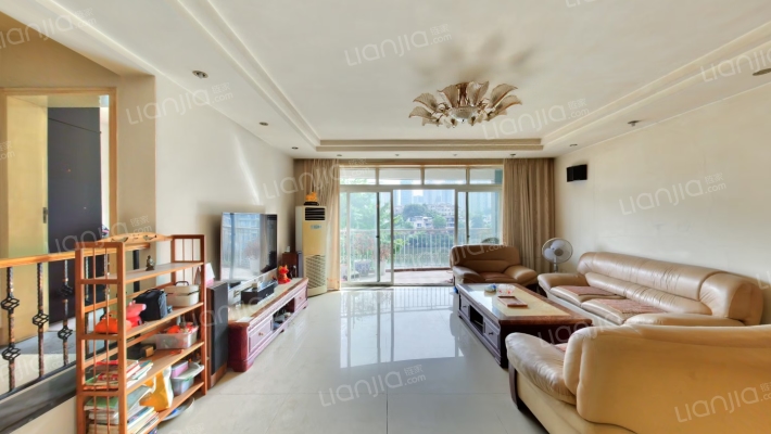 东界龙湖二手房实景图