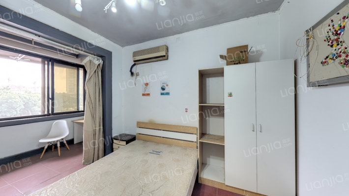 小南街公寓二手房实景图