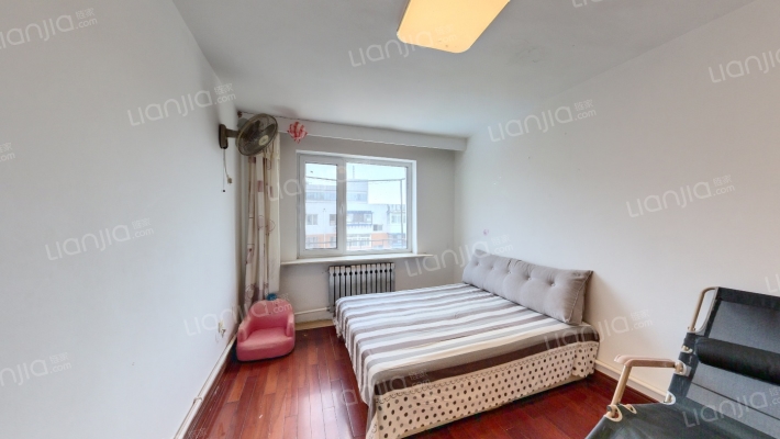 东站街54号二手房实景图