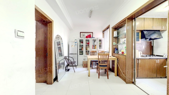 新浒花园一区二手房实景图