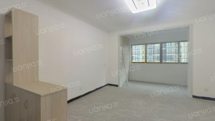 岳屏小区二手房实景图