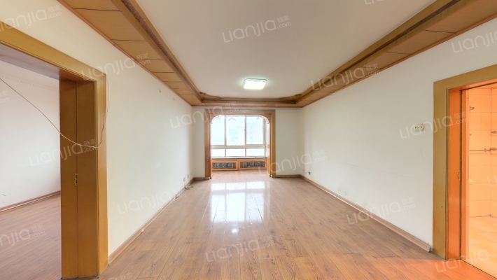 鸿博花园二手房实景图