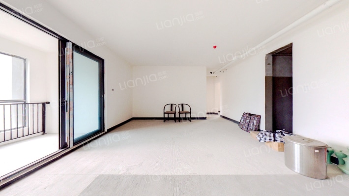 金辉长江铭著二手房实景图