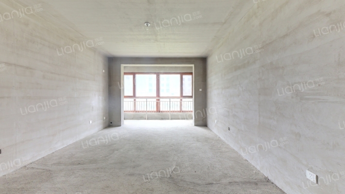 南北通透三居 金品时代 诚意出售-客厅