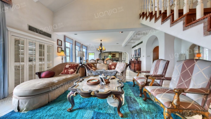 麓山国际拉佩维尔二手房实景图