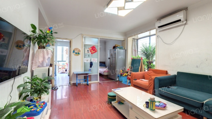 蔚蓝花城二手房实景图