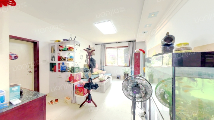 柏林小区卉悦居二手房实景图