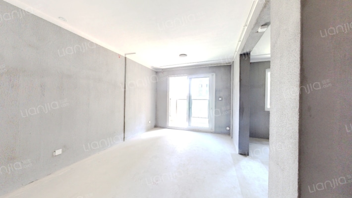 新兴岚湾二期二手房实景图