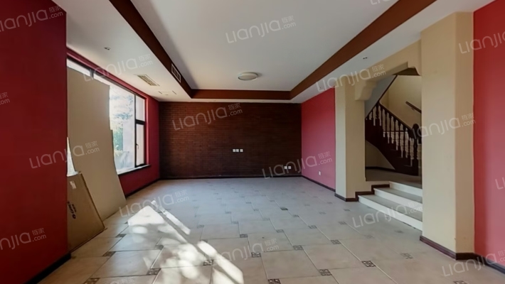 红山国际社区叠翠岭二手房实景图